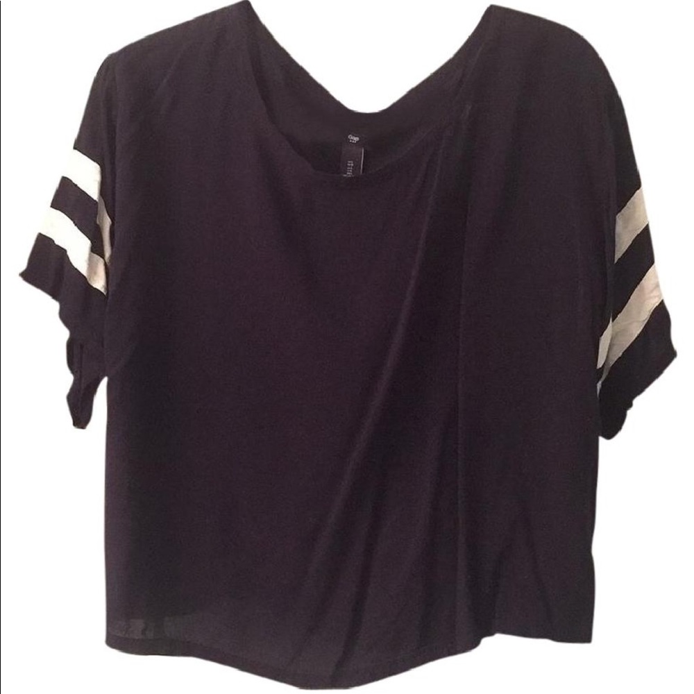 Gap Navy and white top